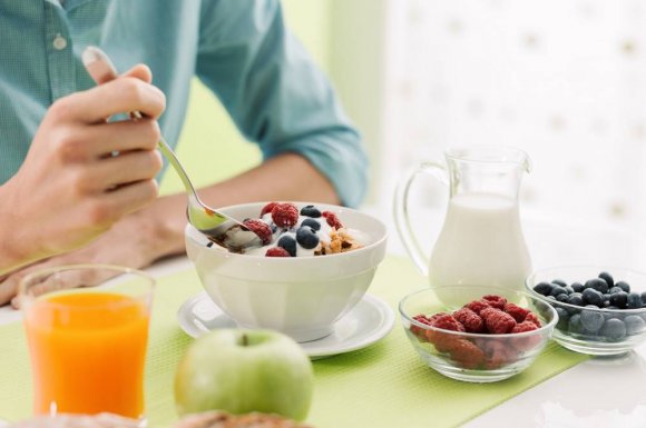 Diététicienne nutritionniste s'adaptant et proposant une alimentation variée - Saint-Beauzire, Lempdes et Les Ancizes-Comps - Marine Servier